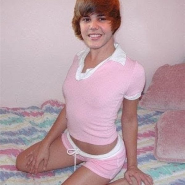 Justine Bieber meme template