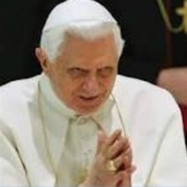 Pedo Pope meme template